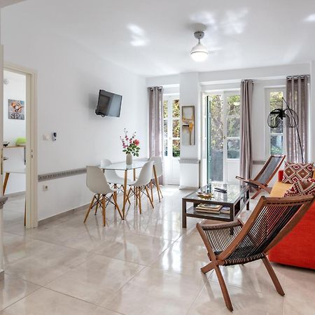 Psiri Gem From In Vivo Apartments- Spacious 1St Floor Apartment With Balcony In Athens' Historic Center Екстер'єр фото